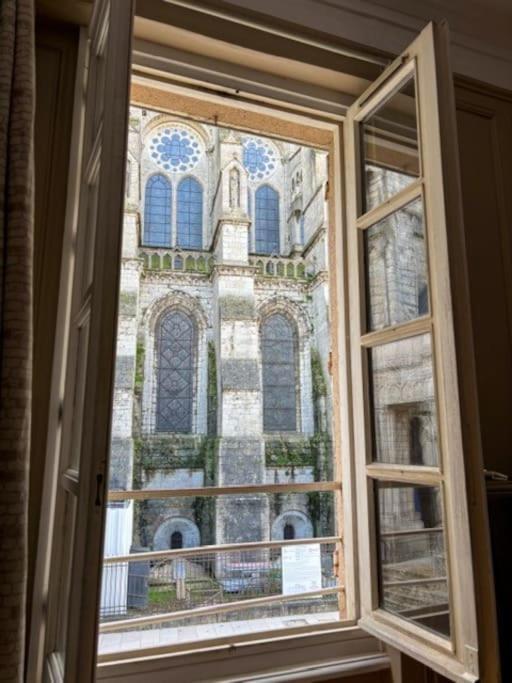 Studio Parvis Cloitre Notre Dame Chartres Exterior foto